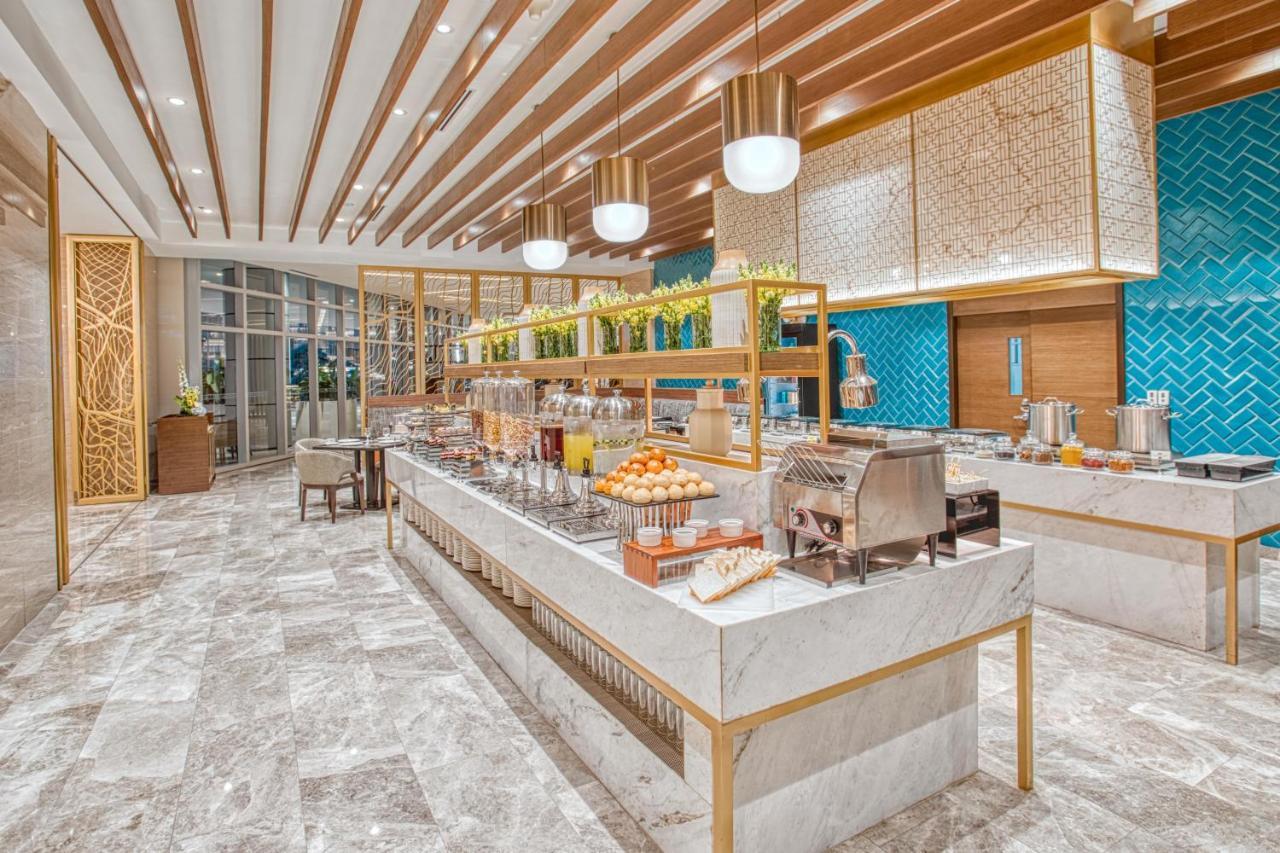 Kingsford Hotel Manila Paranaque City Экстерьер фото