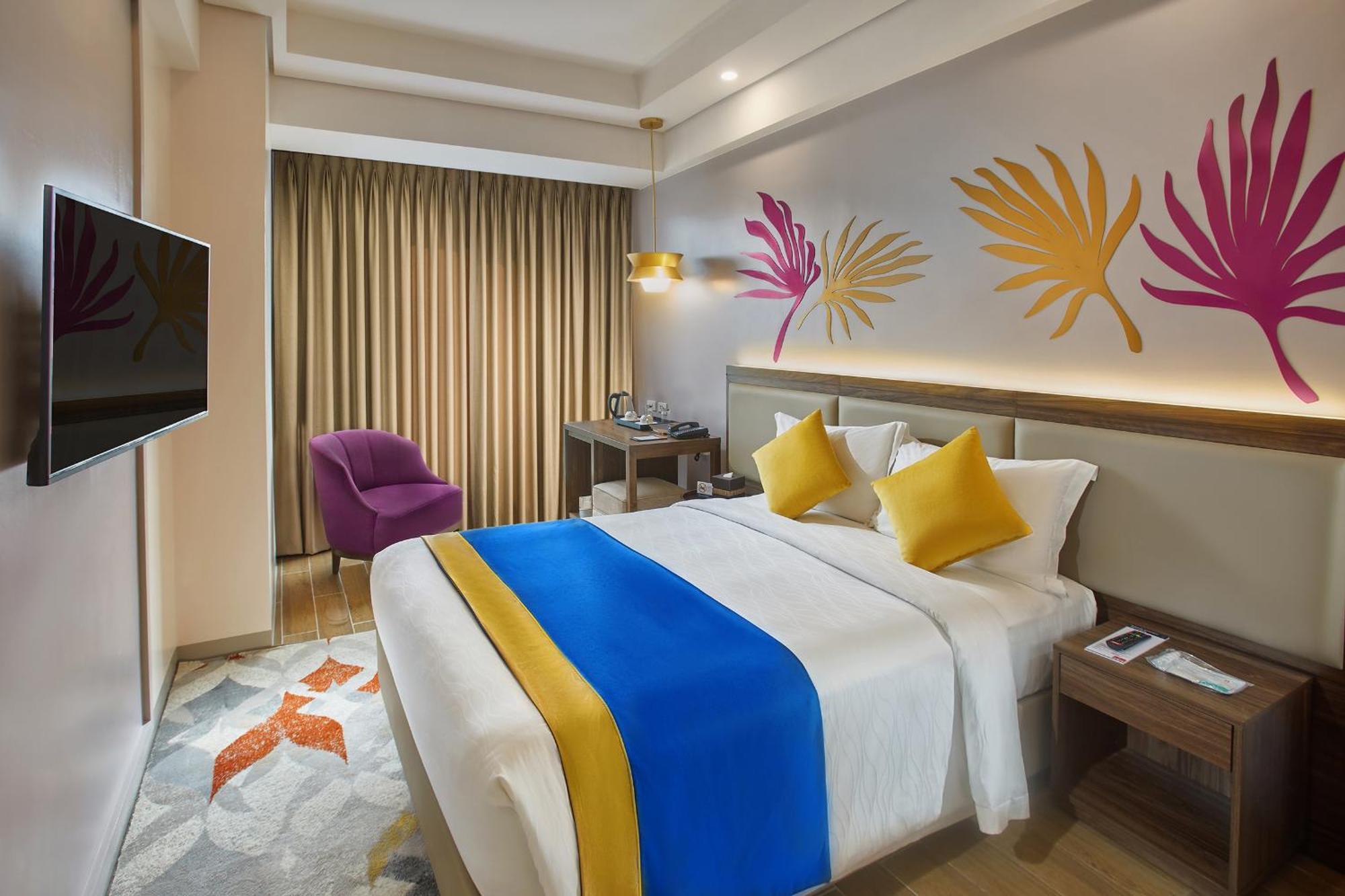 Kingsford Hotel Manila Paranaque City Экстерьер фото